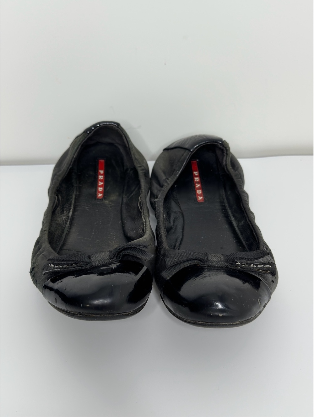 Prada Black Leather Patent Cap Toe Bow Ballet Flats Womenโs - Picture 6 of 12